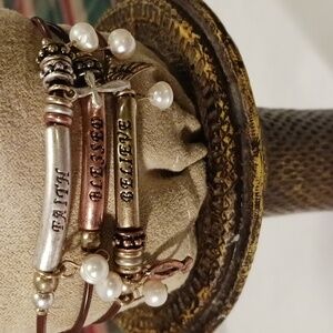 NWT Trinity Gift Shop Inspirational Magnet Bracelet